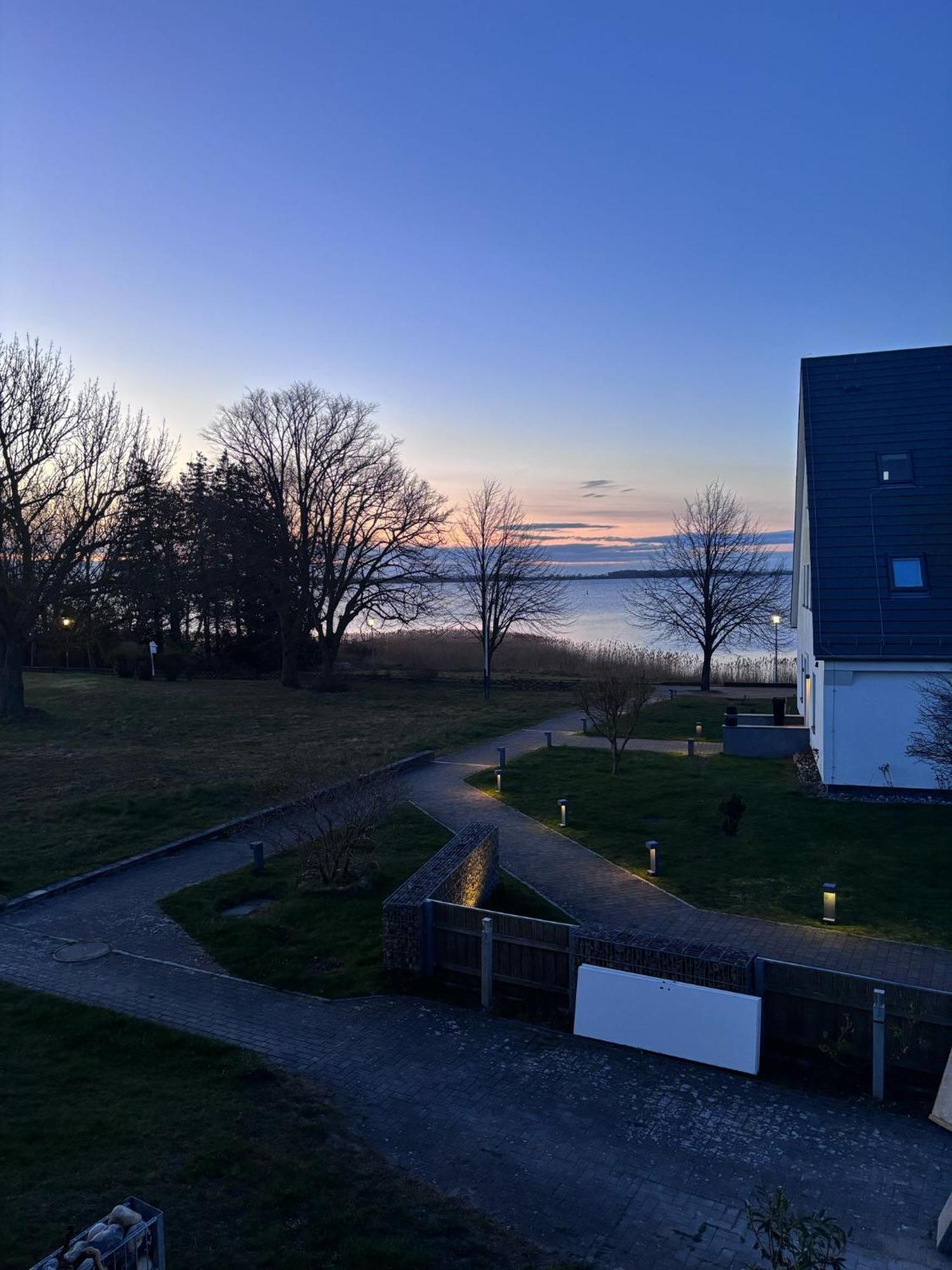 App 7O Kleinertag Am Meer Dranske Exterior foto