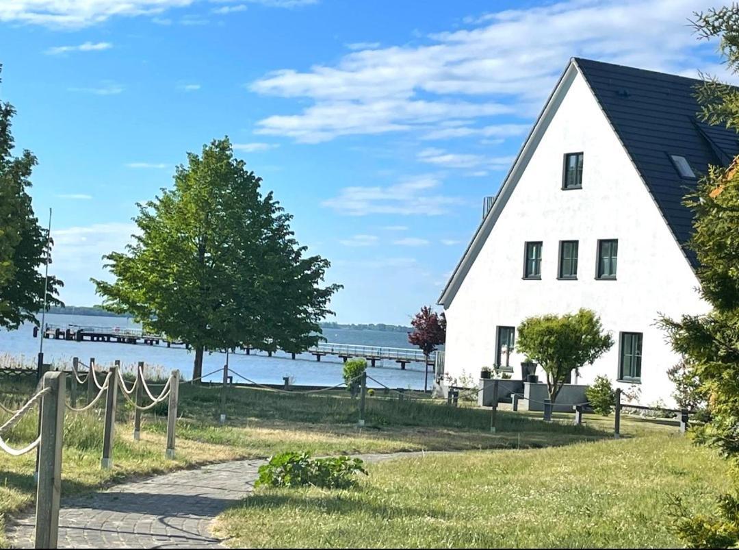 App 7O Kleinertag Am Meer Dranske Exterior foto